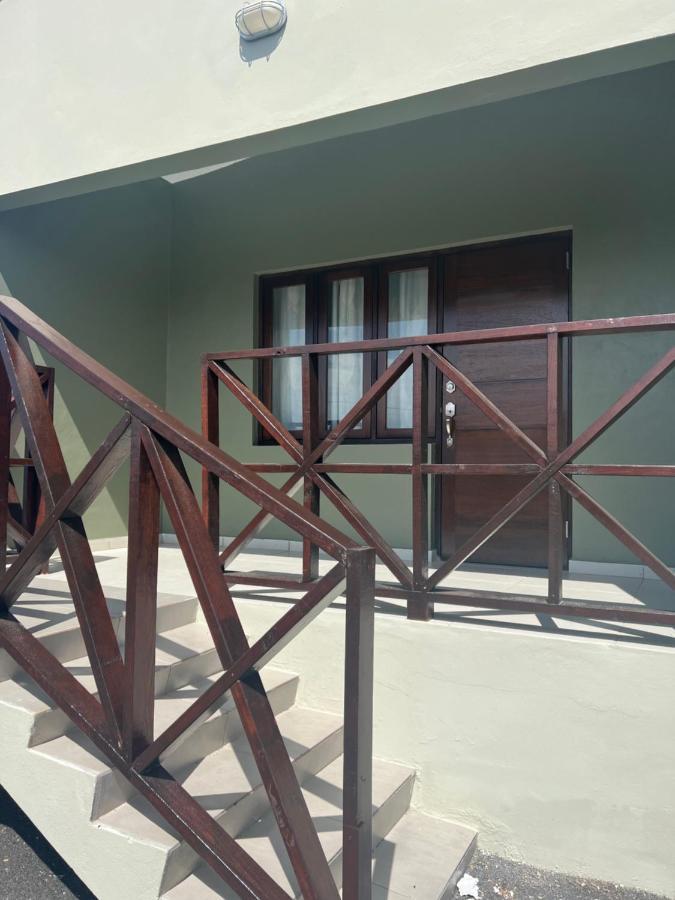 Cataleya Apartments Near Airport Willemstad Buitenkant foto