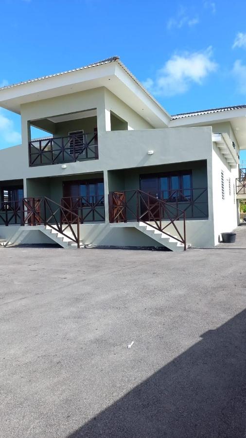Cataleya Apartments Near Airport Willemstad Buitenkant foto